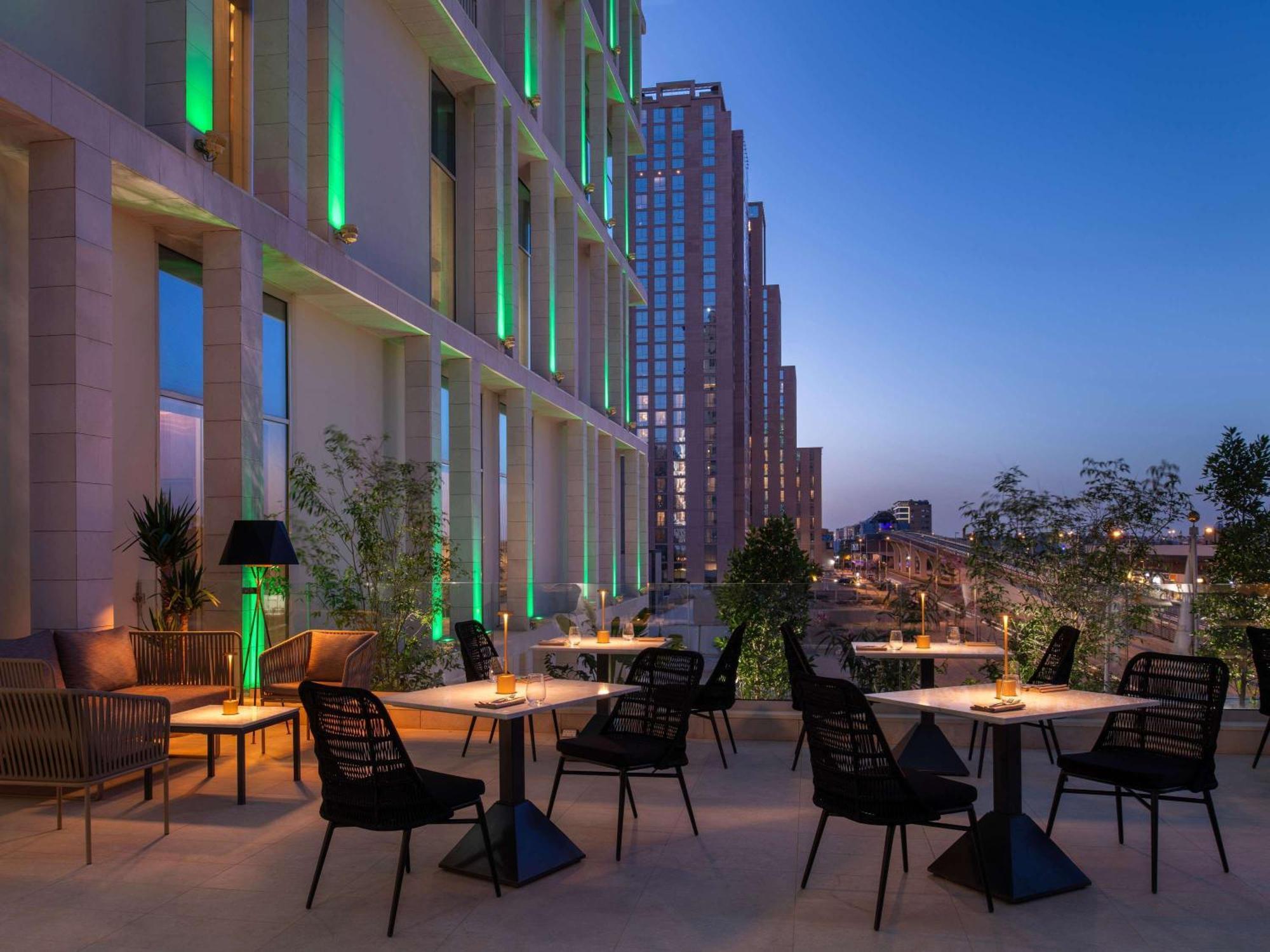 Novotel Riyadh Sahafa Esterno foto