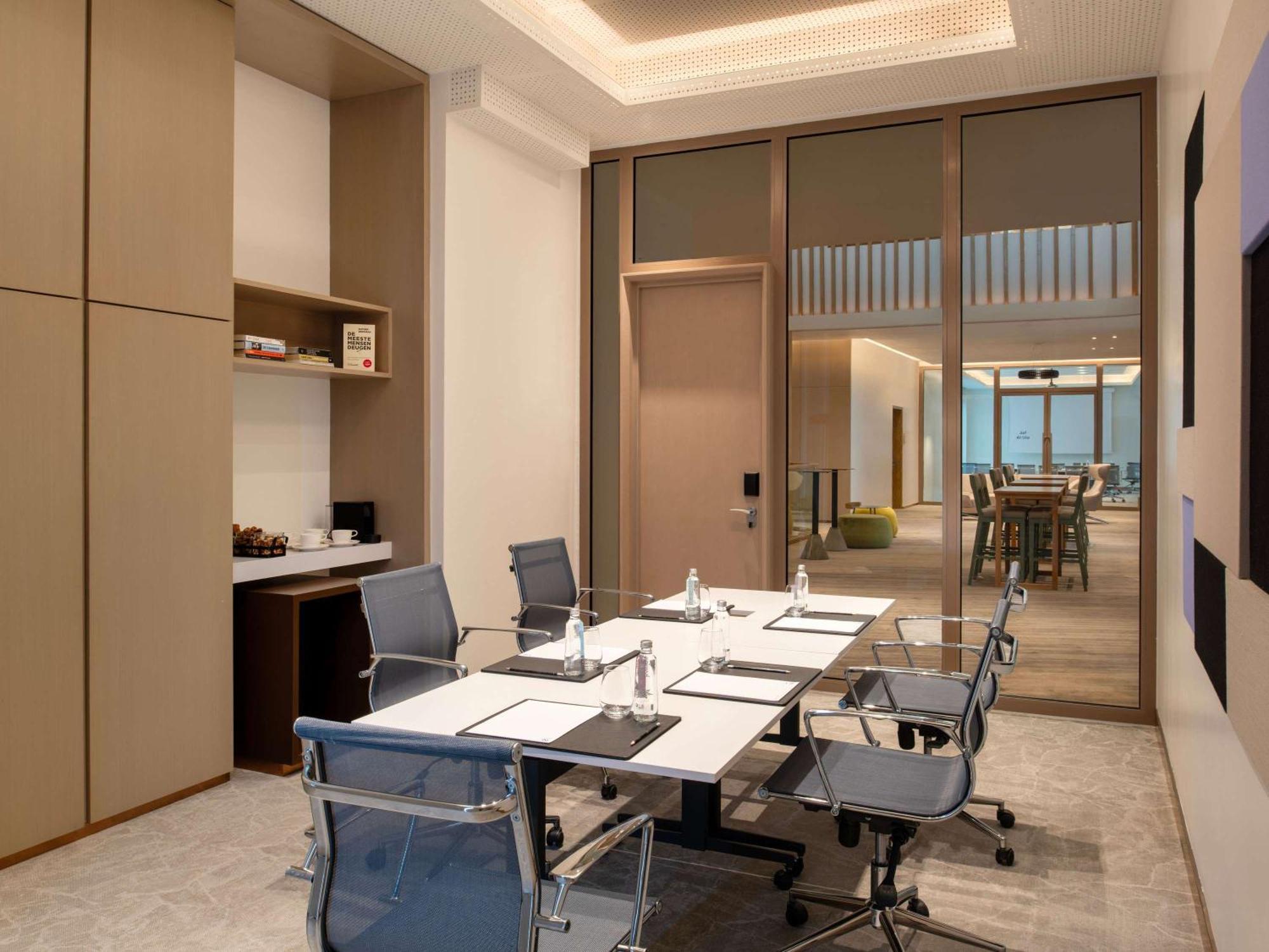 Novotel Riyadh Sahafa Esterno foto